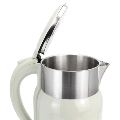 Ảnh chụp KalpenKK68 bản xanh nhạt mở nắp giữ miệng rót thành trong nắp và tay cầm trong toàn khung