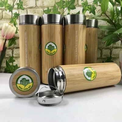 Ảnh nguồn bình vỏ tre mở miệng có cụm lọc và biểu tượng Nông thôn mới giữ nguyên