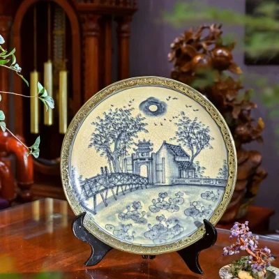 Ảnh chụp nguồn đĩa bọc đồng mặt cầu, kiến trúc bên nước và cây, khác các mặt cá chép và rồng