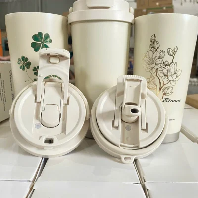 Ảnh thật nguồn các nắp Flower đặt rời cho thấy quai gập miệng uống bật và lỗ tròn