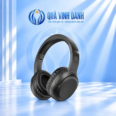 Tai nghe chụp tai USAMS YG23 màu đen trên nền Quà Vinh Danh