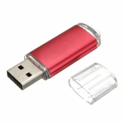 Ảnh nguồn USB UKV 024 thân đỏ trống mở đầu kết nối cùng nắp trong tháo rời bên phải nhìn rõ phần bên trong nắp